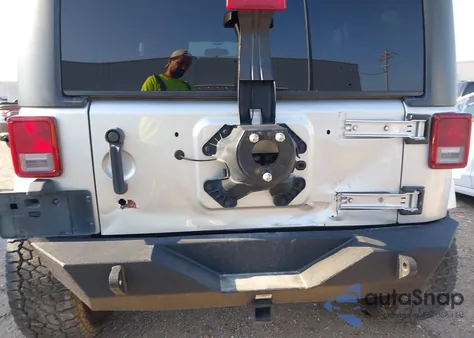 2012 Jeep Wrangler Unlimited Rubicon z USA, uszkodzony, nr VIN 1C4BJWFG7CL281844